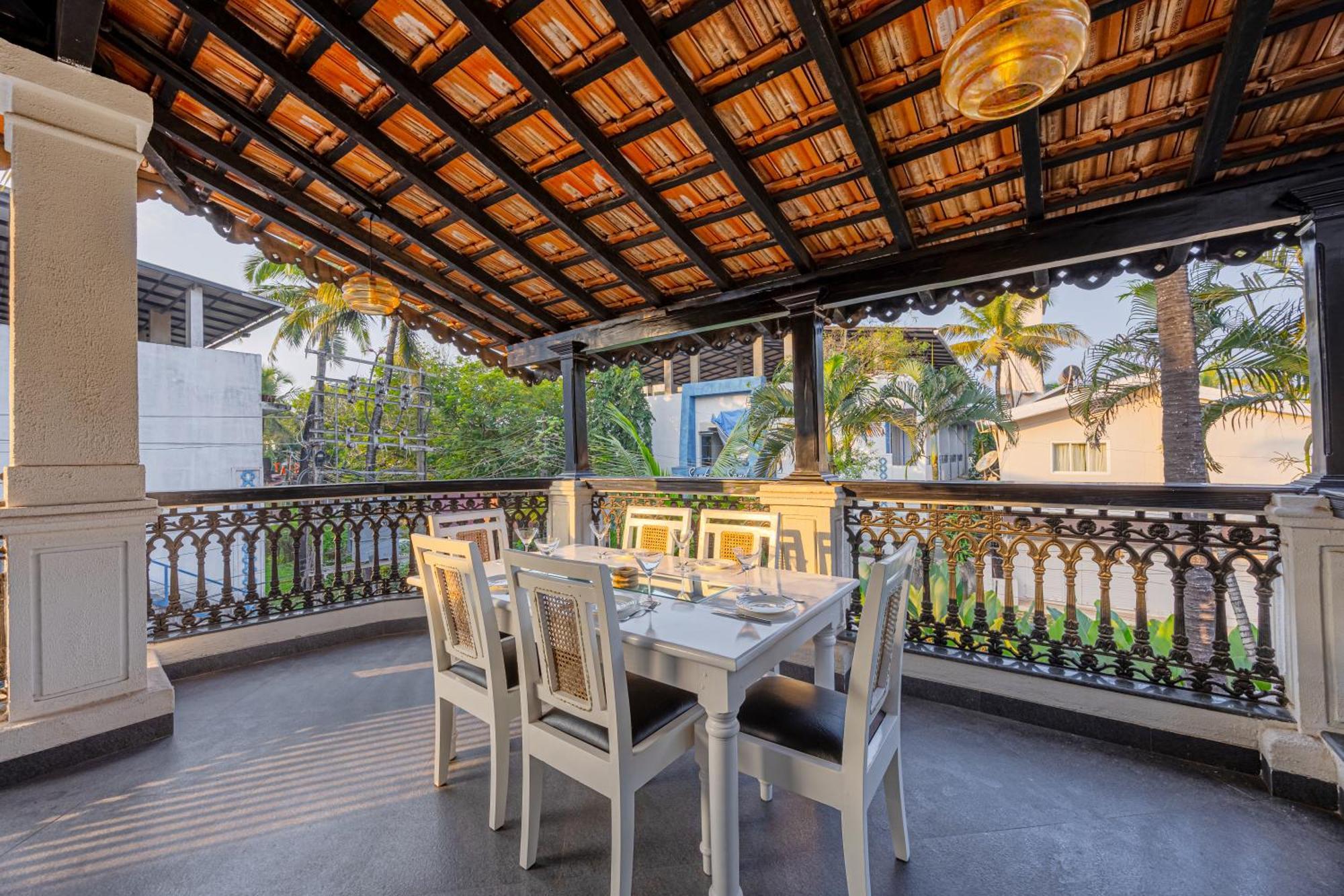 Elivaas 4 Bhk Villa Near Beach With Private Pool & Bar - Casa Boa Vida Candolim Exterior foto