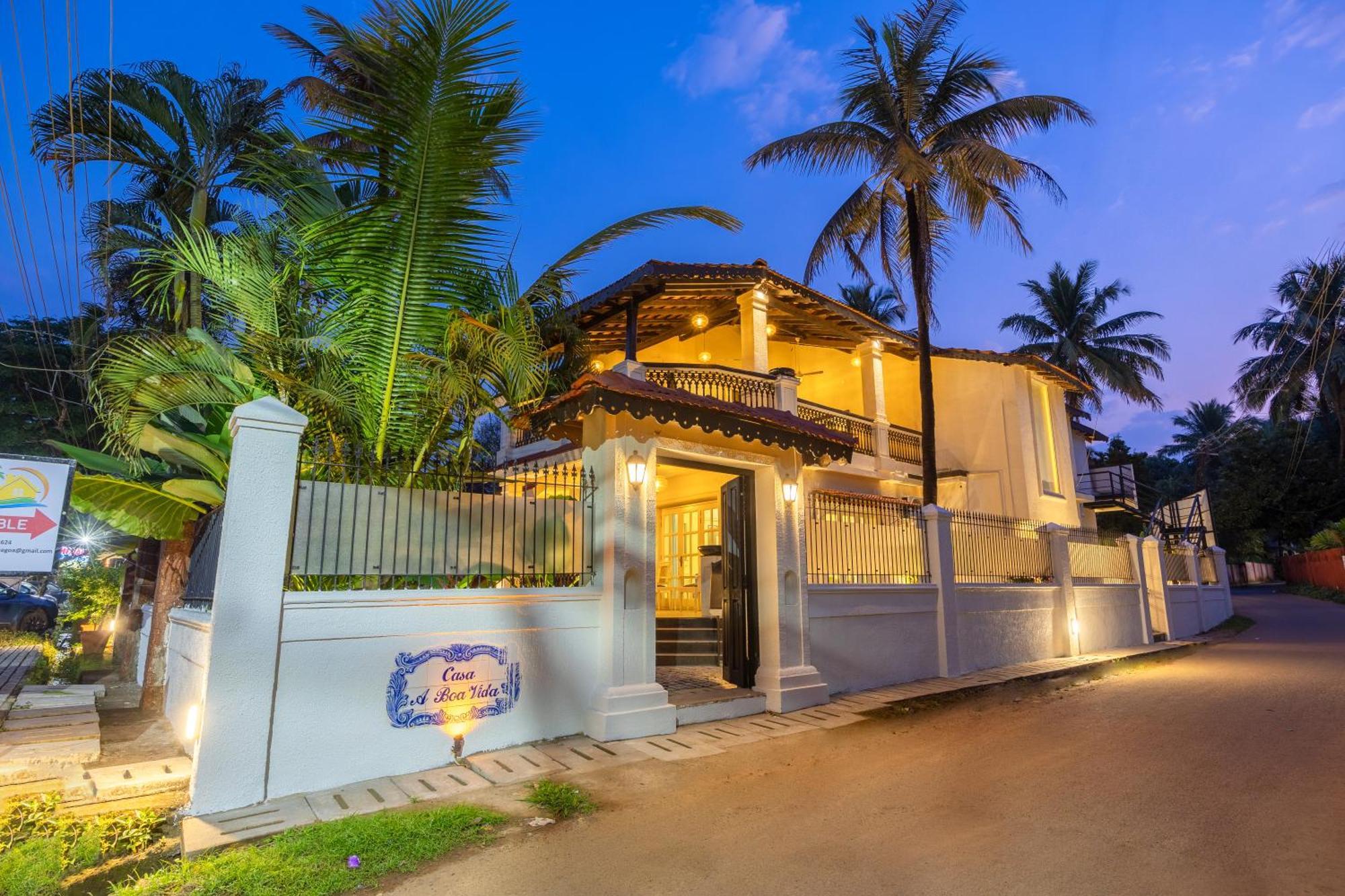 Elivaas 4 Bhk Villa Near Beach With Private Pool & Bar - Casa Boa Vida Candolim Exterior foto